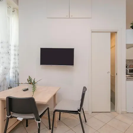 Ihost Cozy Studio - Melzo 5 Milano